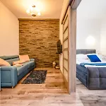 Modena Moxy Te&am Cracow Διαμέρισμα *